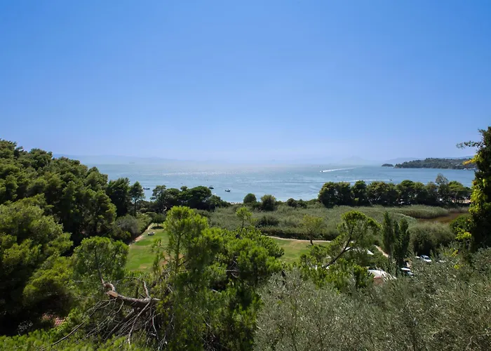 Villa Liogerma Boutique *