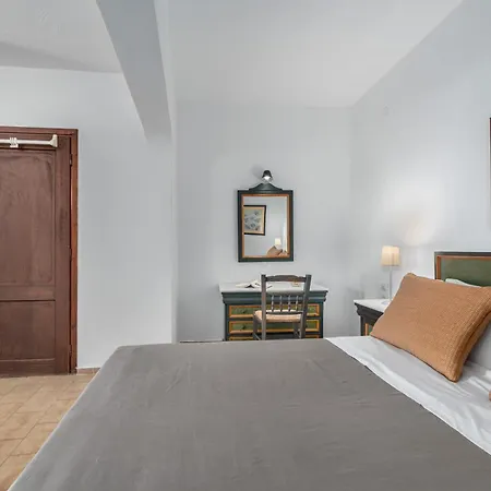 Villa Liogerma Boutique *
